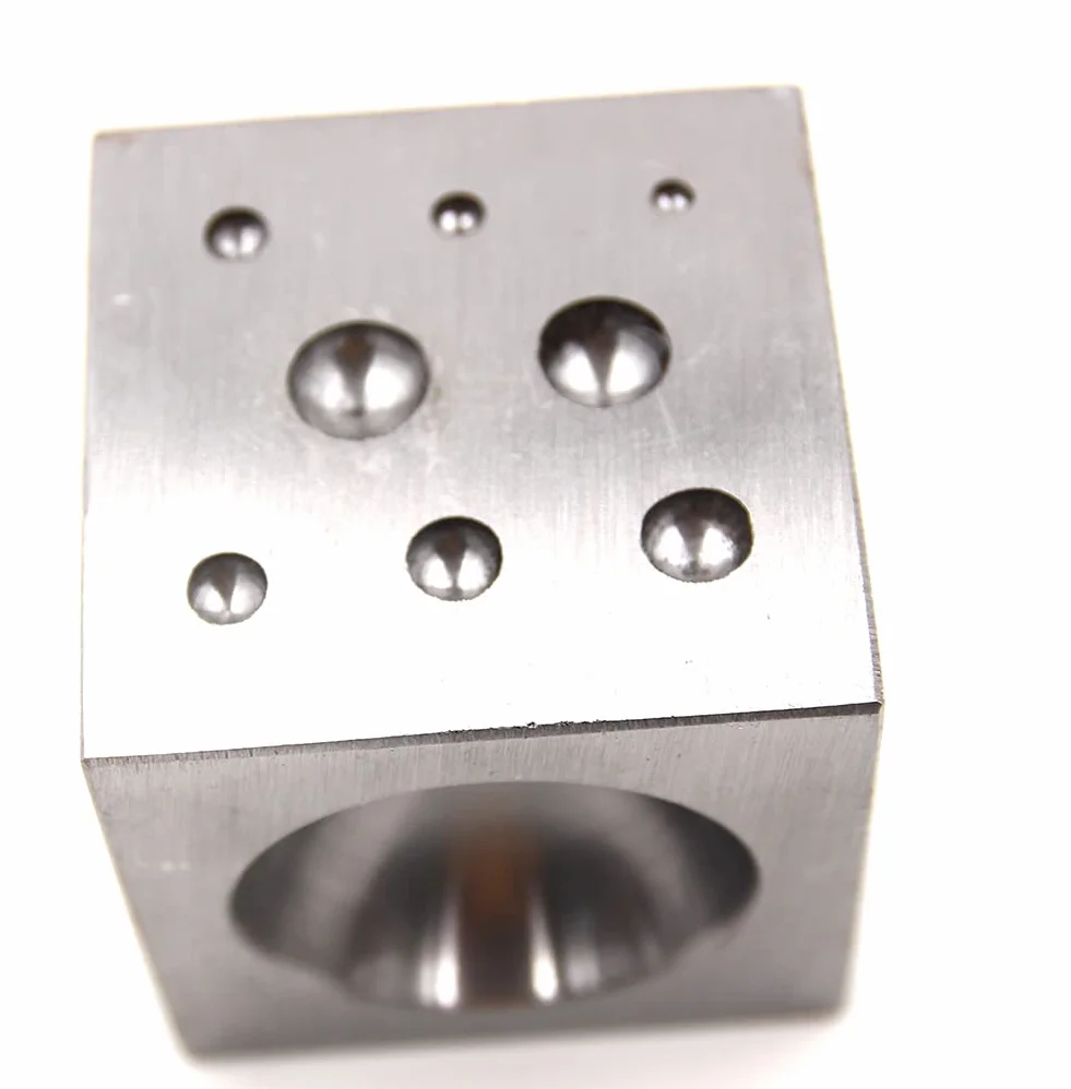 Blocco quadrato in acciaio al carbonio lucido 5x5 cm per creazione gioielli