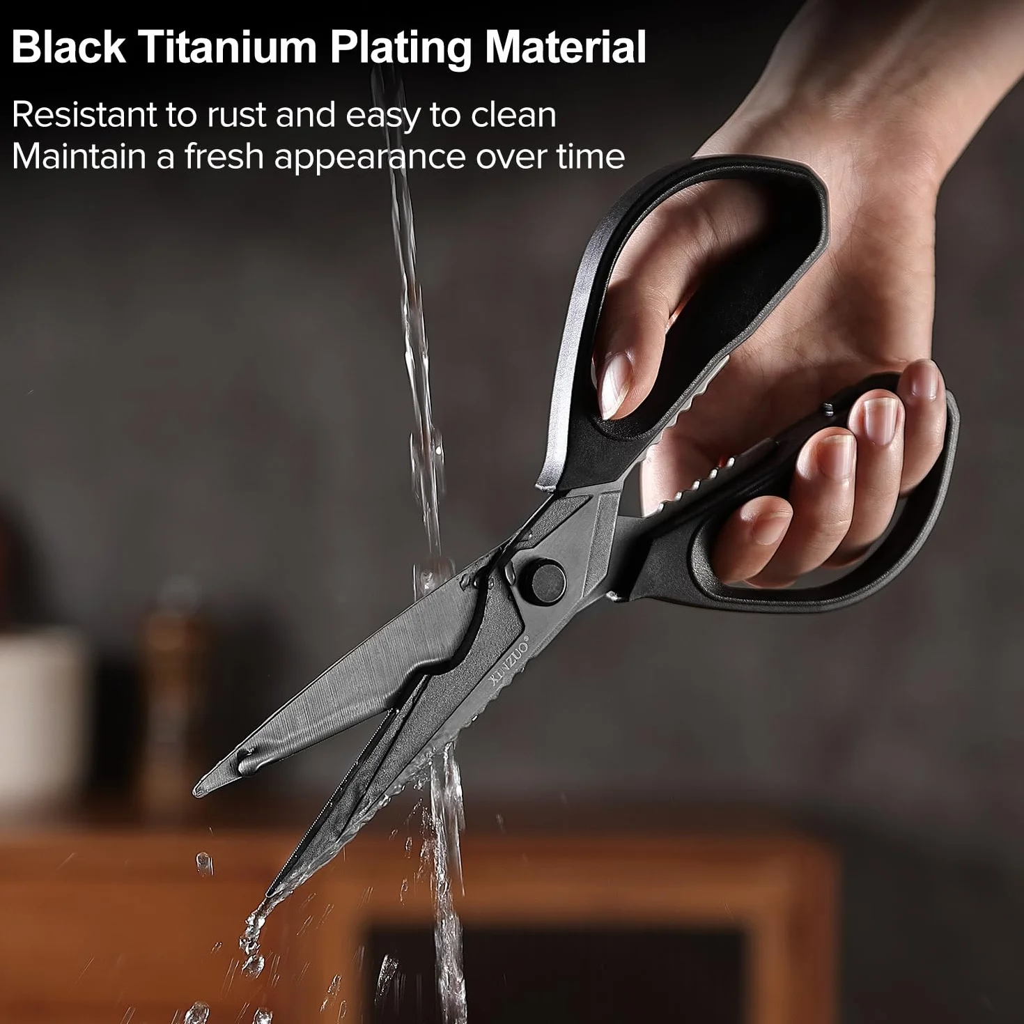 XINZUO Forbici da Cucina Professionali Acciaio Inox Rivestite in Titanio Nero Manico Antiscivolo