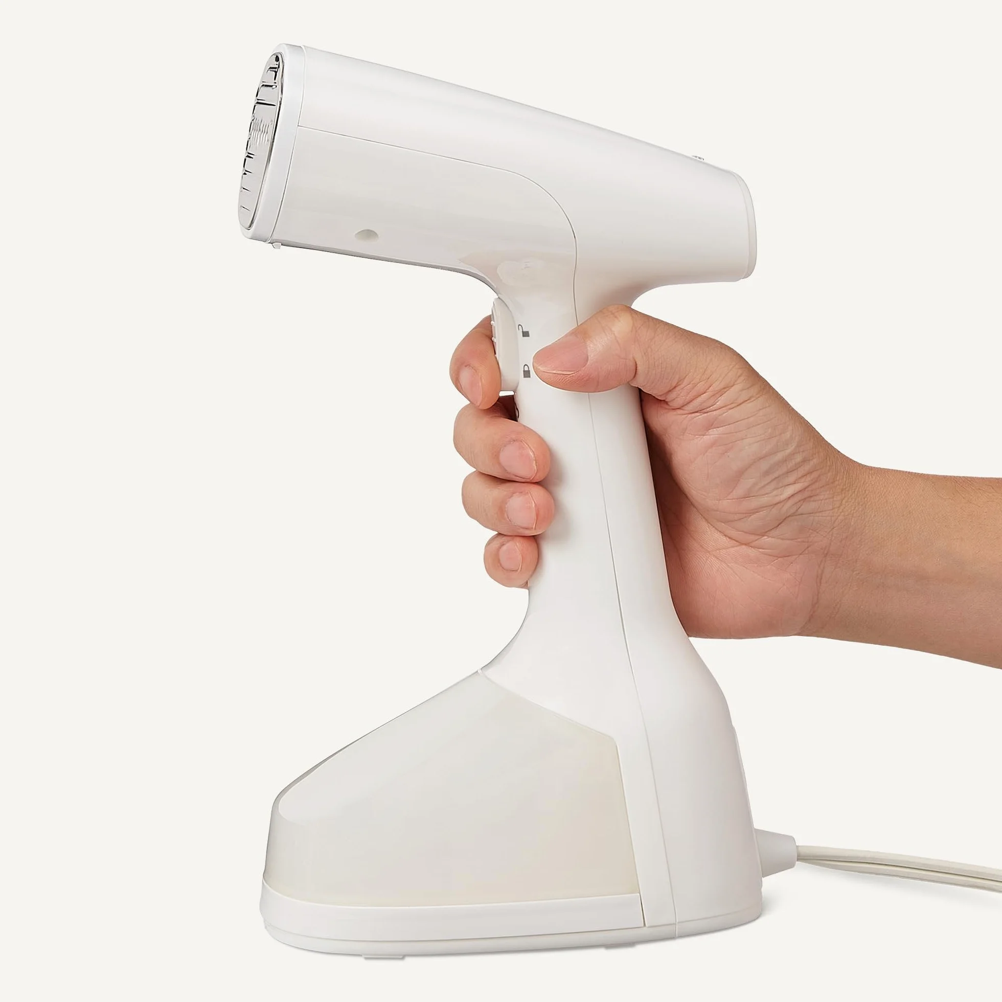 Amazon Basics Turbo Extreme Steam Ferro da stiro a vapore verticale portatile 1500 W Bianco
