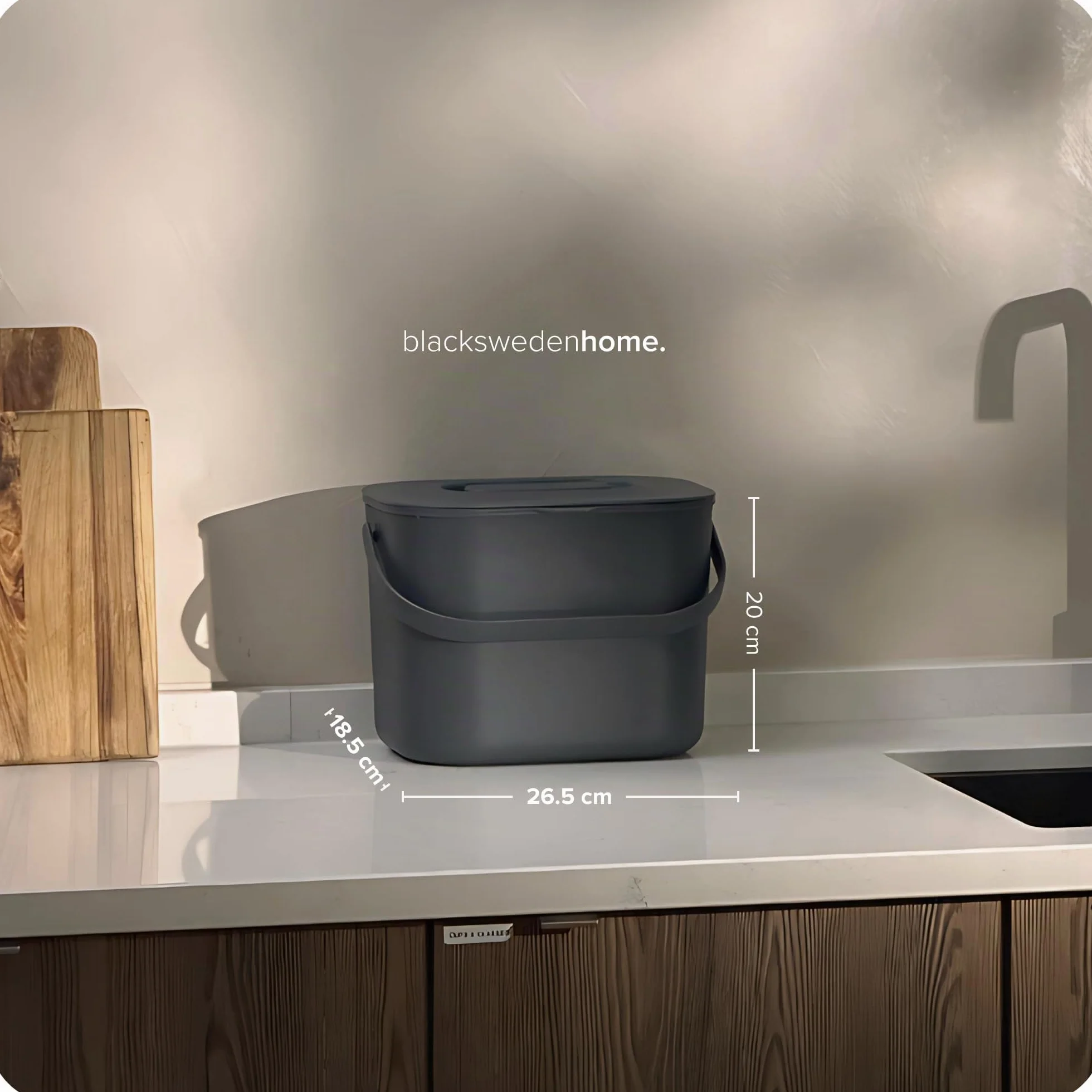 Black Sweden Home Bidone da Cucina Organico 7L per Compost- Secchio per Rifiuti Alimentari Inodore con Coperchio -Lavabile in Lavastoviglie & Ecologico- Organizer da Cucina per Uso Quotidiano | Grigio